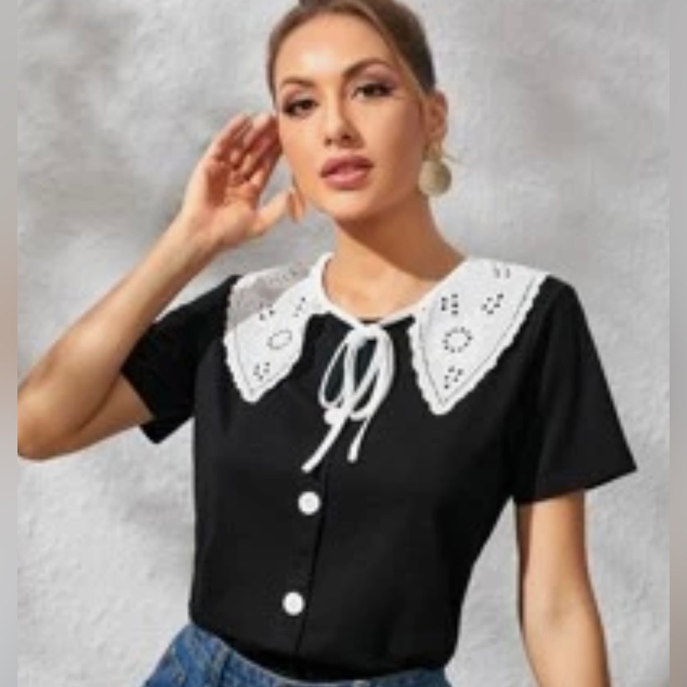 Shein black/white t-shirt embroidered collar 💐 - Picture 2 of 6